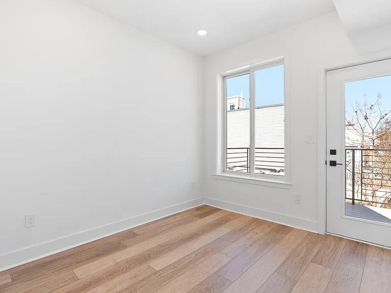 Brand New Apartments In Brewerytown — Photo 10