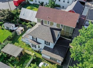 19 Seminary Ave, Hopewell, NJ 08525