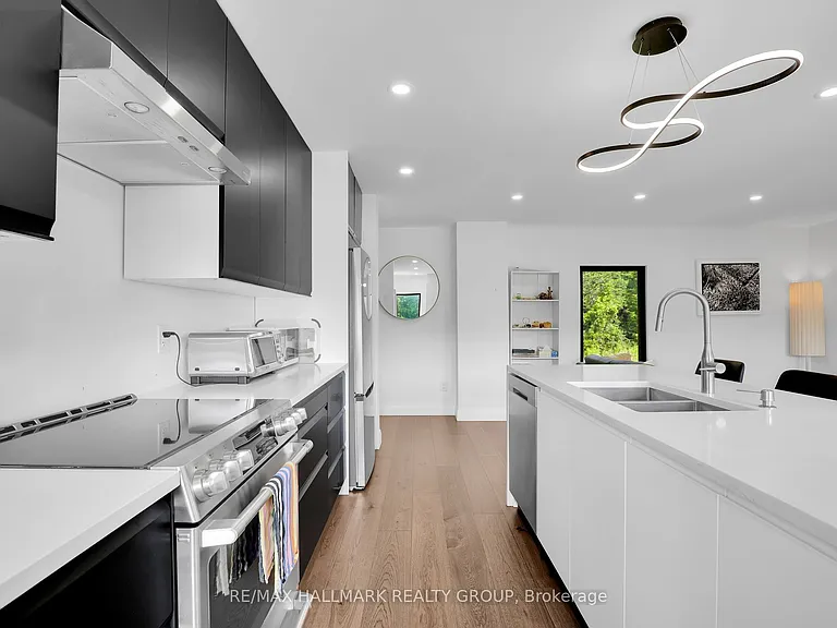 165 Knapp St — Photo 13