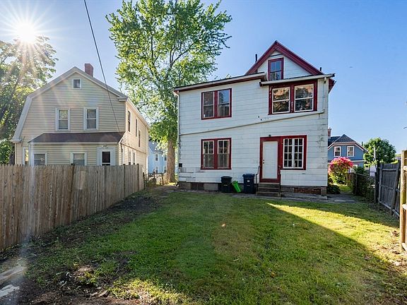 2nd image of 10 Waterlow St