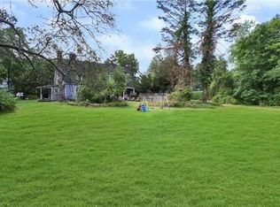 Centerort Rd., greenlawn, NY 11740