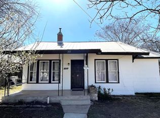 313 Lytle St, Kerrville, TX 78028