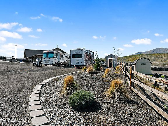 2nd image of 1769 Naches Wenas Rd #41