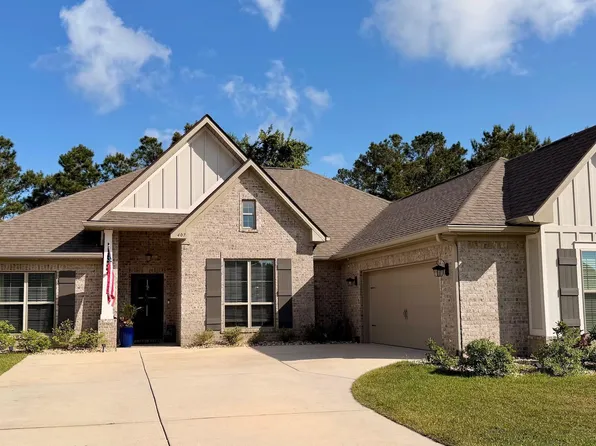 407 Roosa Ave, Gulf Shores, AL 36542