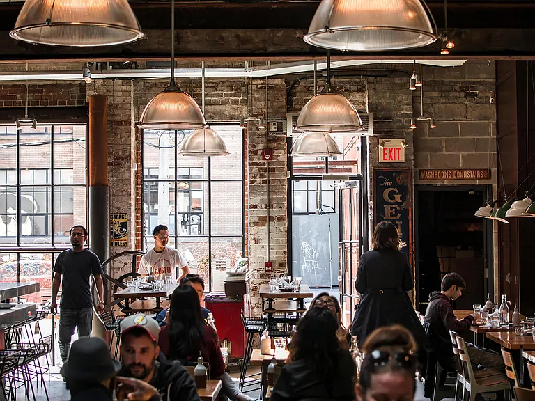 Unique Atlanta Restaurant Scene Just Steps from The Elden Galleria
