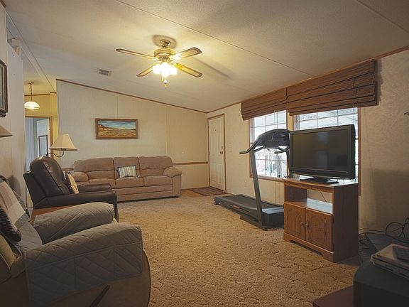 3rd image of 4740 Avenue B St