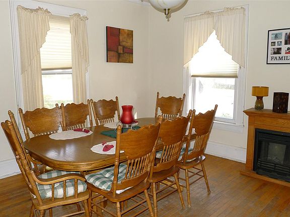 4th image of 7 Bicknell St