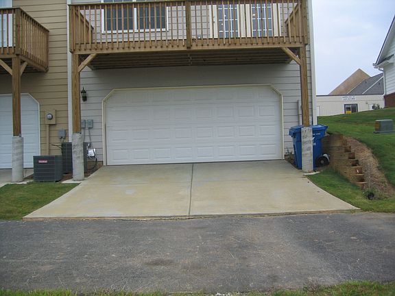 5th image of 2430 Suwanee Pointe Dr
