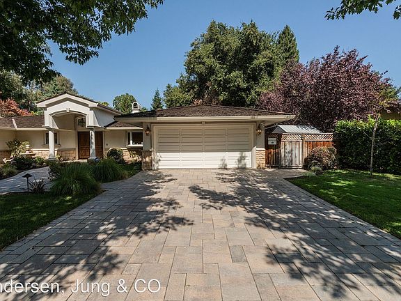 3rd image of 1509 Edgewood Dr