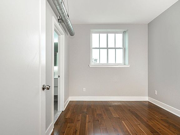 5th image of 1001 S 4th St #8C