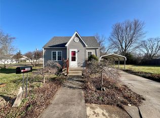 1040 Pershing St, Perryville, MO 63775