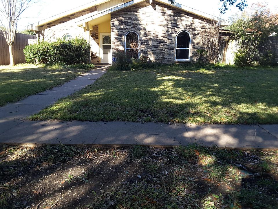 1st image of 1209 Whitehall Dr