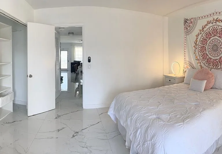 340 Oakridge S #340 — Photo 13