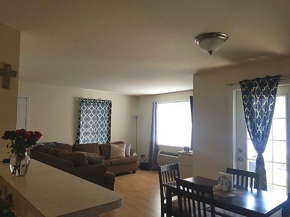 2nd image of 2207 Silverstone Dr