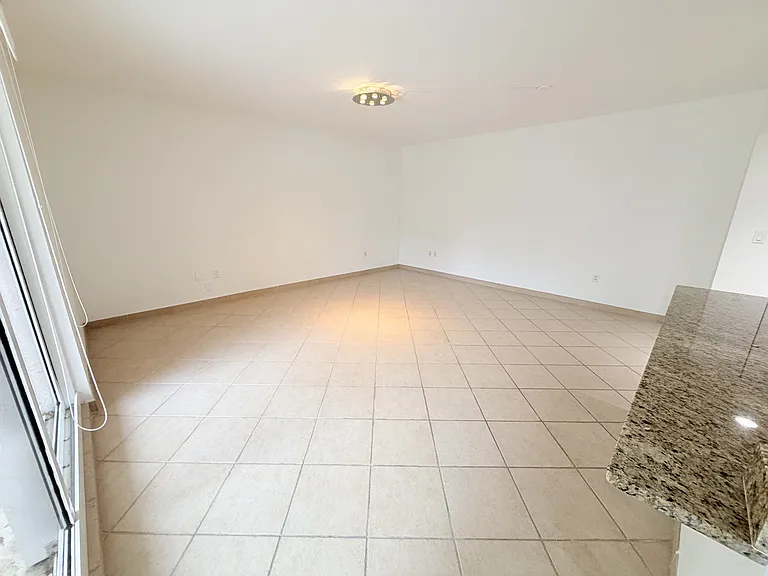 19900 E Country Club Dr #210 — Photo 4