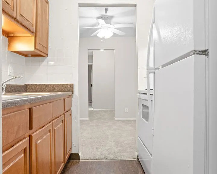 The Hillcrest Apartments — Photo 52