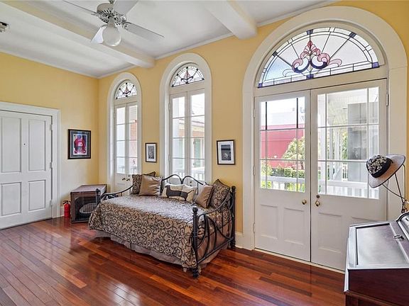 5th image of 525 Gov Nicholls St #202-3
