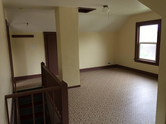 Spacious upstairs bedroom