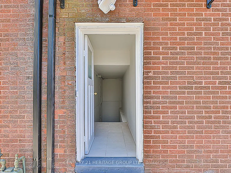 219 Harris Ave #BASEMENT — Photo 21