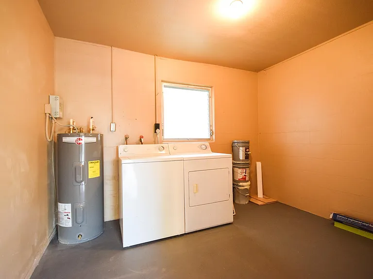 3068 Jennings Dr — Photo 12
