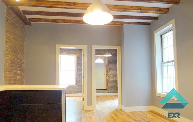 Rented by EXR | media 11