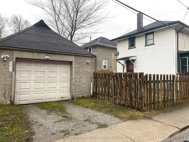 32 Page St — Photo 20