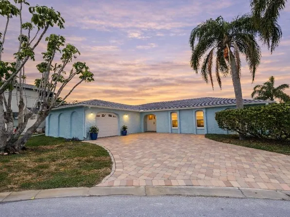 4909 Shoreview Ct, Port Richey, FL 34668