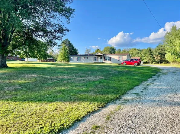 904 2nd St, Hiller, PA 15444