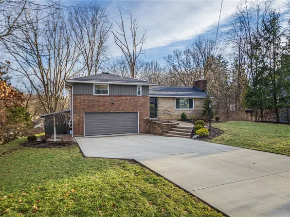 8748 Prescott Dr, Pittsburgh, PA 15237