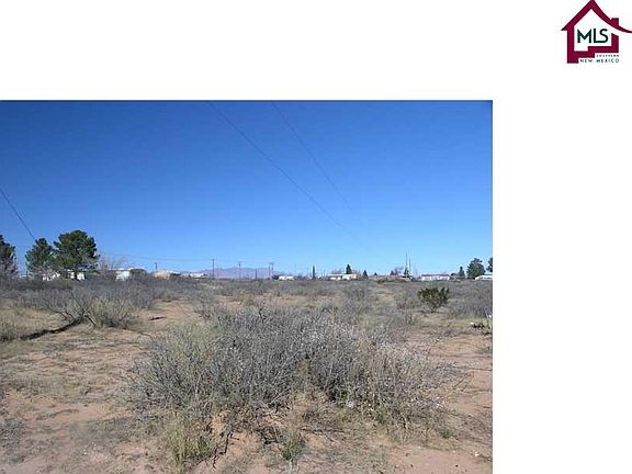 2nd image of 712 Amador Dr