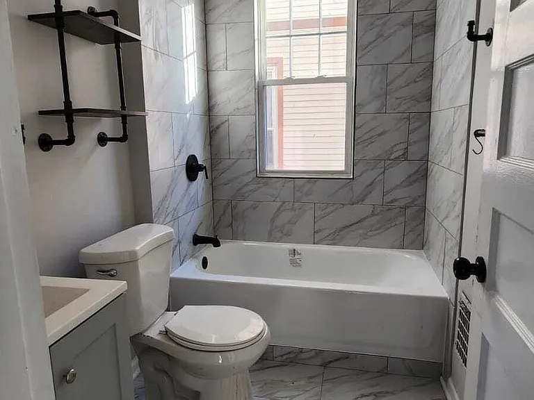 266 Brooks St #2 — Photo 9
