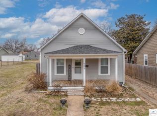 909 E 11th St, Sedalia, MO 65301