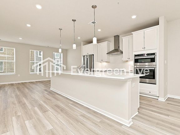 5th image of 9636 Hummingbird Way