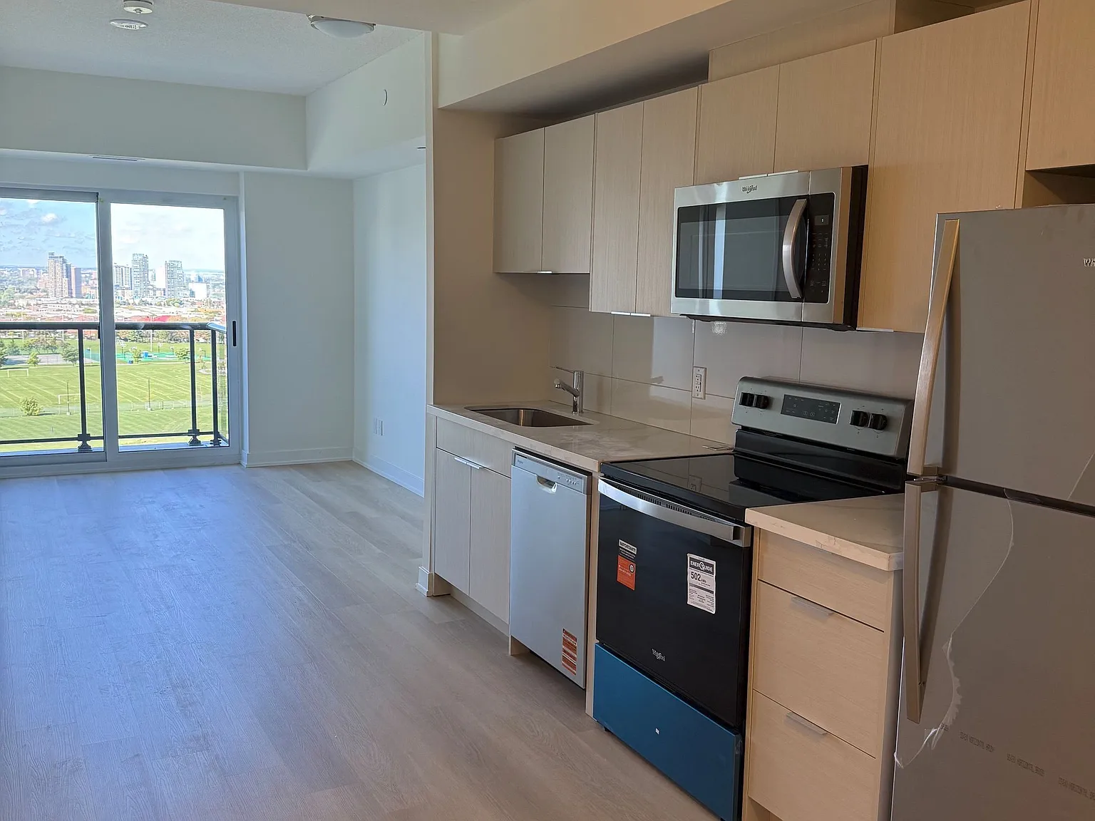 2 bed, $2,450 — Photo 3