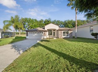 3292 Seven Seas Dr, Tavares, FL 32778