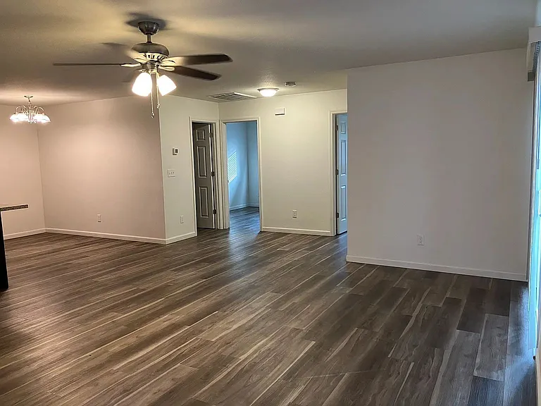 358 Snowhaven Ct — Photo 13
