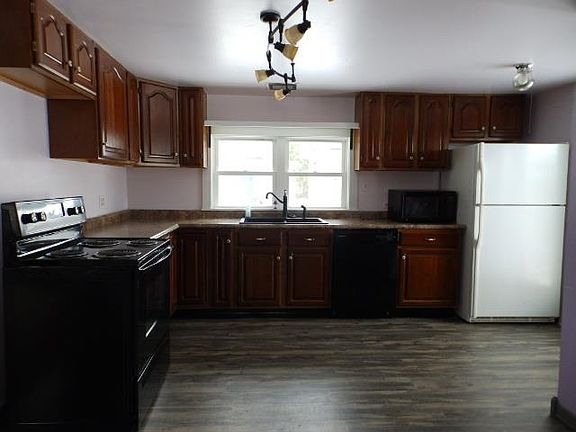 3rd image of 9 Nickerson St