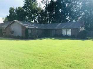 309 Benita Dr, Florence, AL 35634