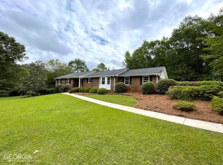 4855 Barnett Shoals Rd, Athens, GA 30605