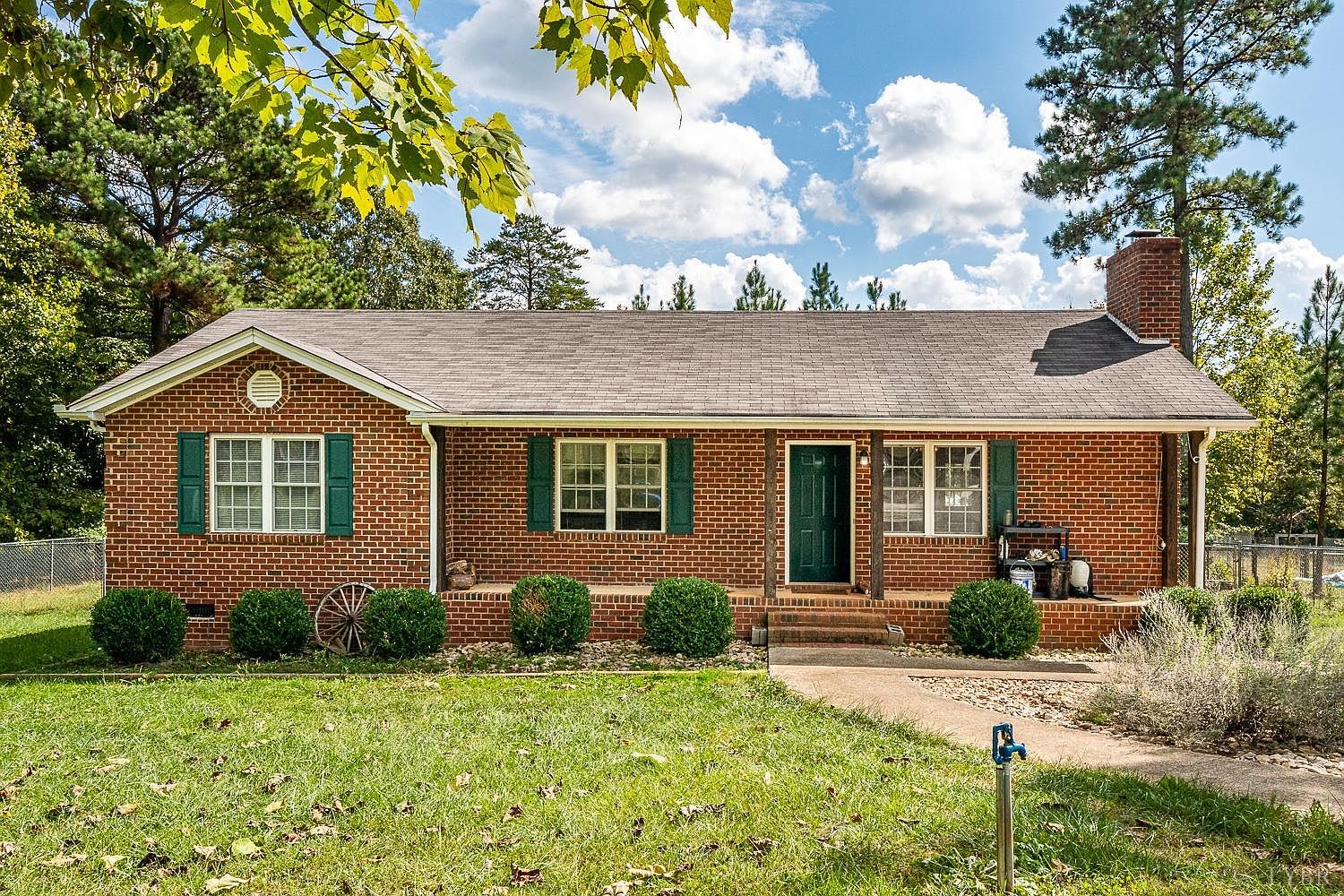 1285 Vista Heights Dr, Huddleston, VA 24104 Zillow