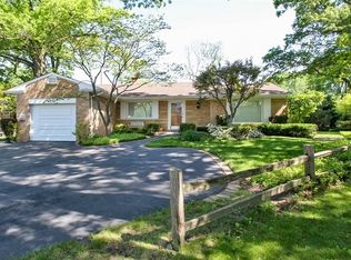 1245 Raleigh Rd, Glenview, IL 60025