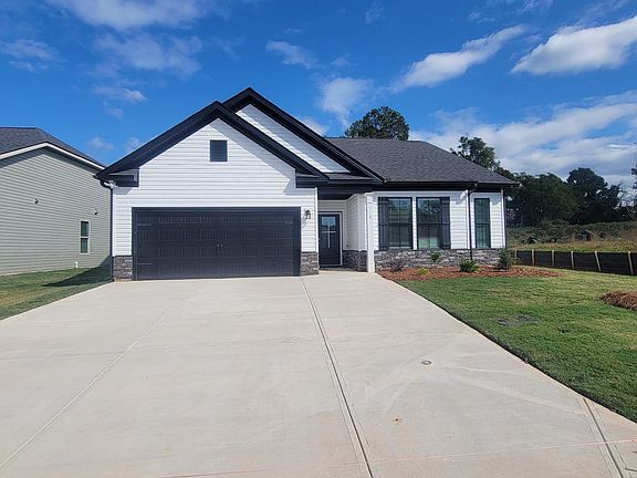 2nd image of 118 Bramblewood Way