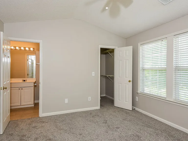 23 Highoak Dr NE — Photo 10