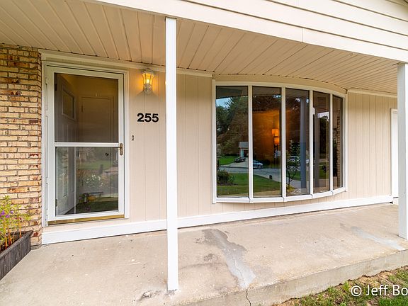 4th image of 255 Sea Esta Ave