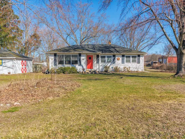 73294 6th Ave, South Haven, MI 49090