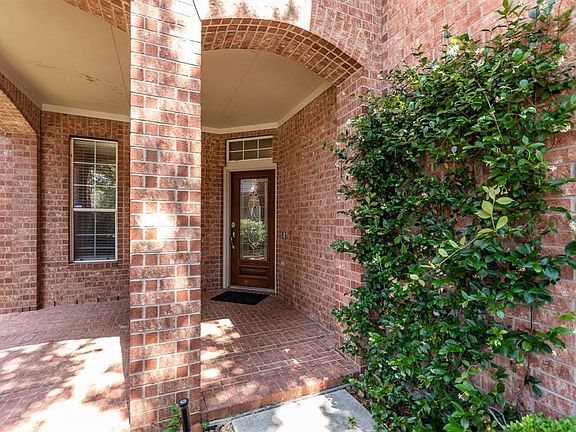 5th image of 17623 Sierra Creek Ln