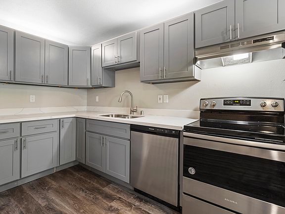 2nd image of 425 4th St NE #A-3