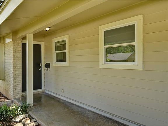 4th image of 1613 Ashberry Dr