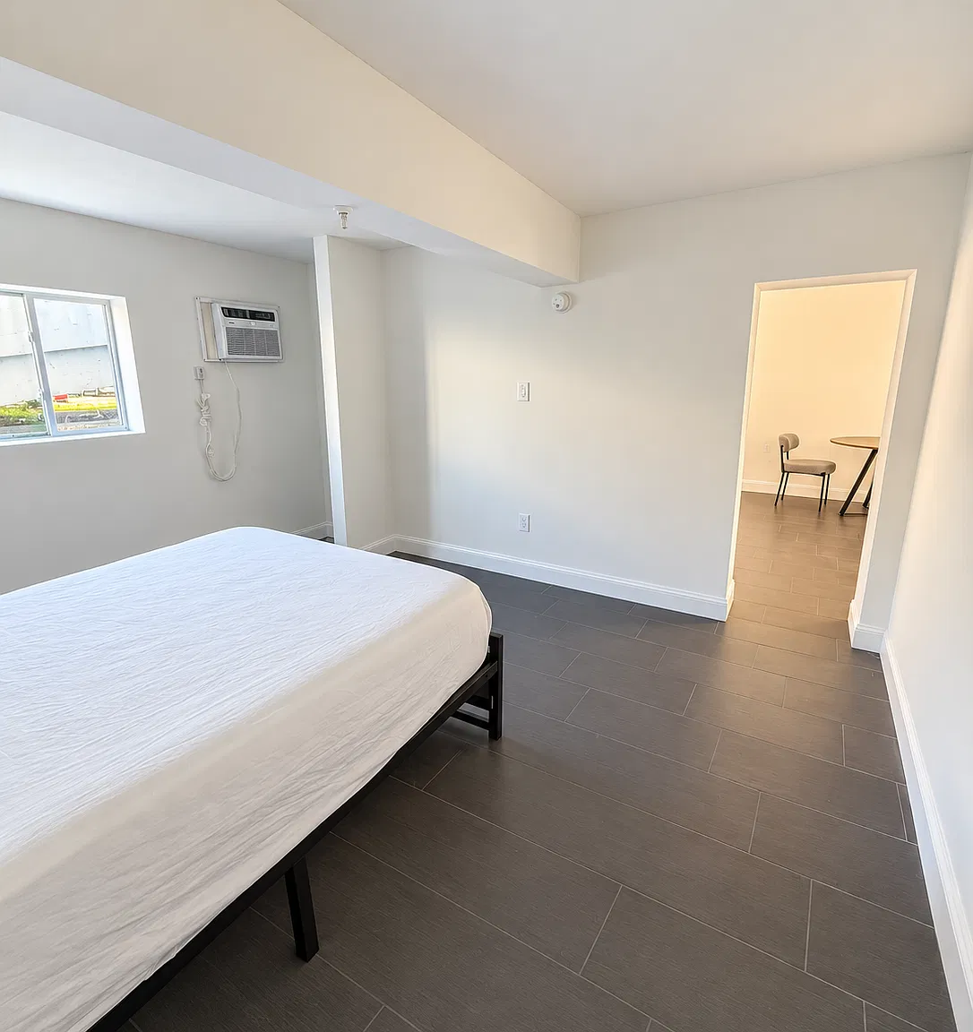 1 bed, $1,100 — Photo 4