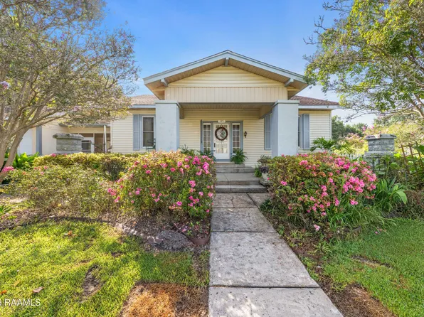 125 S Budd St, Sunset, LA 70584